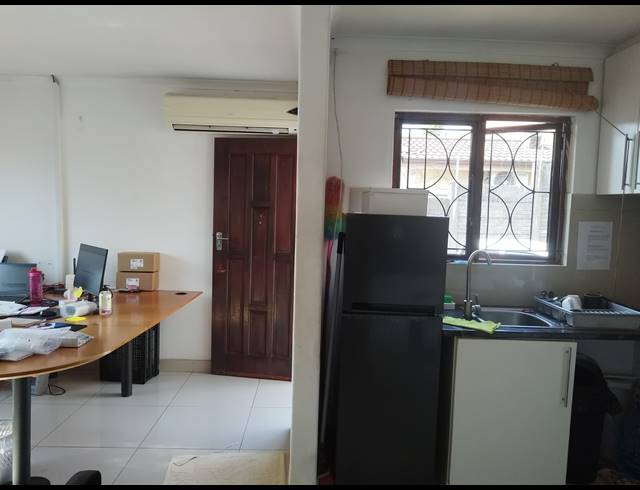 3 BEDROOM HOUSE FOR SALE IN SOUTHGATE
